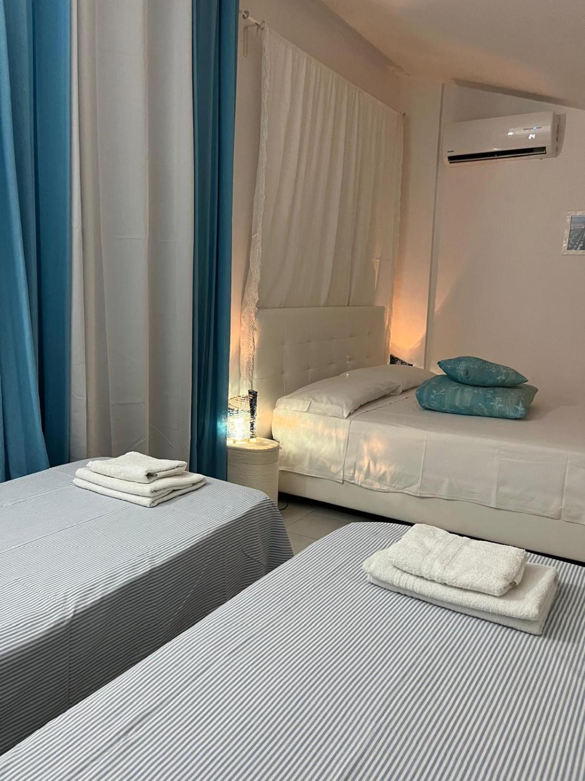 B&B Villa Mediterranee Con Parking Space Трані Екстер'єр фото